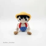 Sraw Hat Crochet Keychain